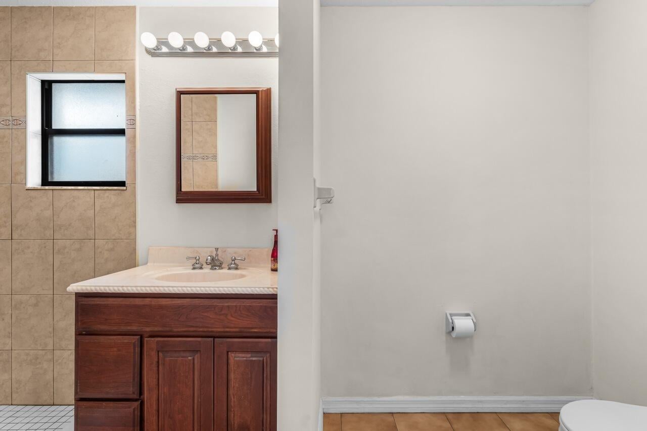  Residence photo 24
