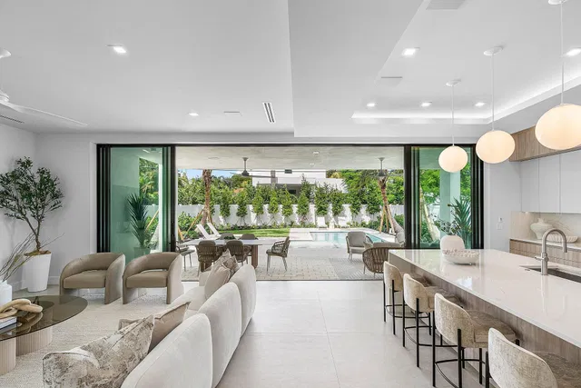 Palm Trail Delray Beach Residence photo 5