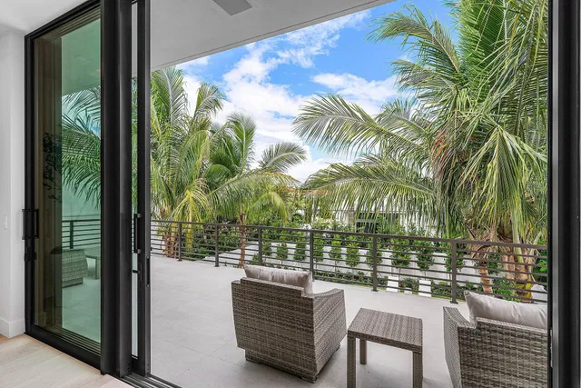 Palm Trail Delray Beach Residence photo 19