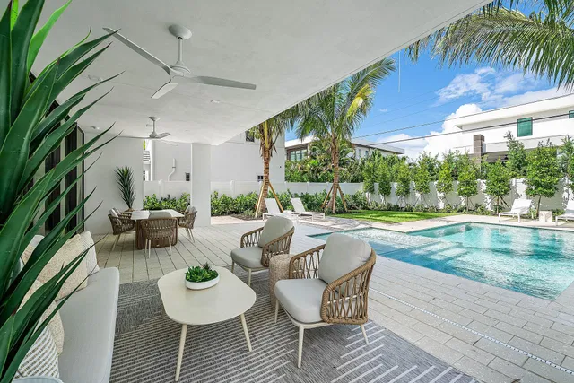 Palm Trail Delray Beach Residence photo 25
