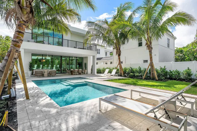 Palm Trail Delray Beach Residence photo 28