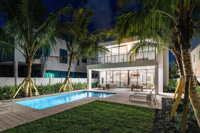 Palm Trail Delray Beach Residence photo 36