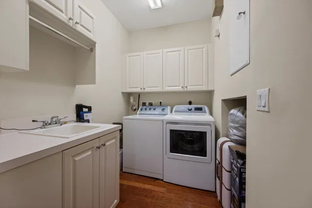 Residence photo 24