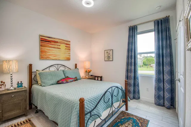 Residence photo 18