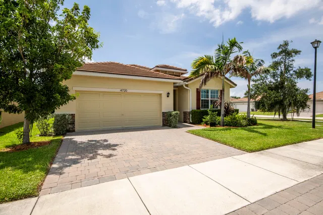 Residence photo 27