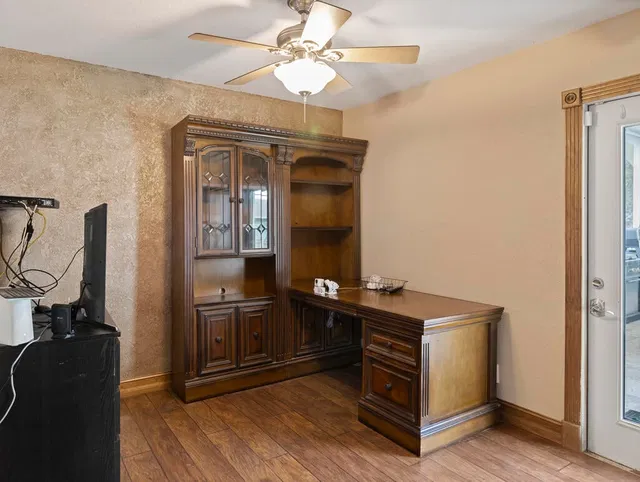 Residence photo 25