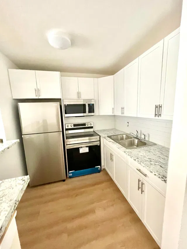 Residence photo 3