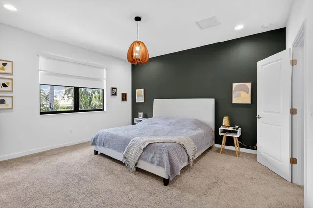 Residence photo 15