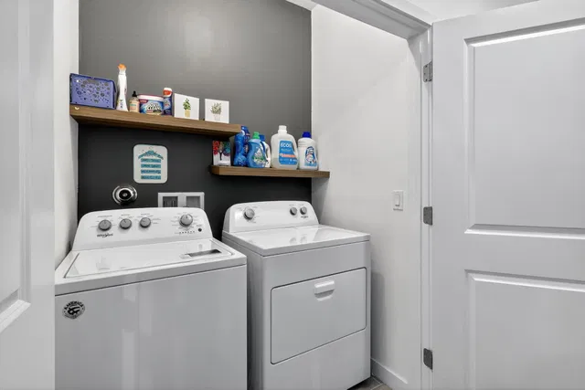 Residence photo 25