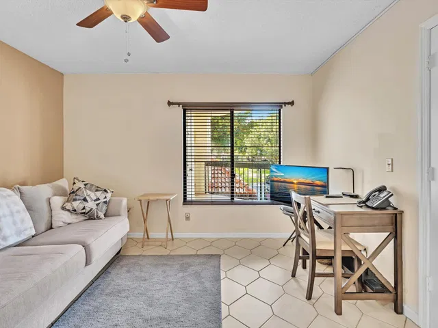 Unit 203 photo 45