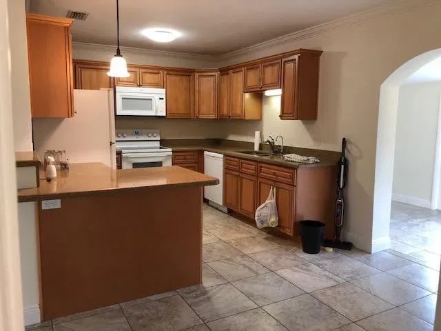 Residence photo 3