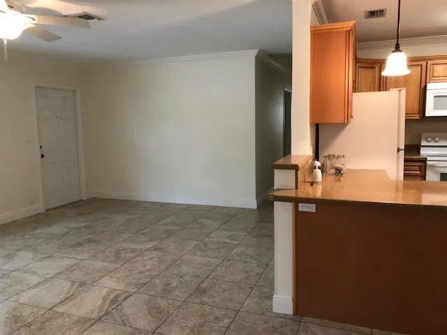 Residence photo 4