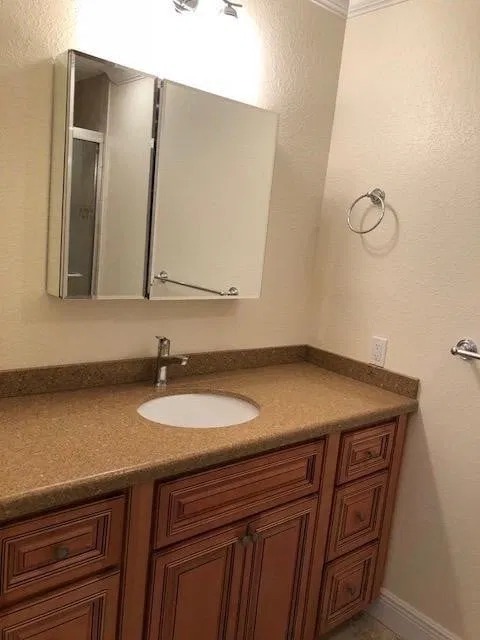 Residence photo 8