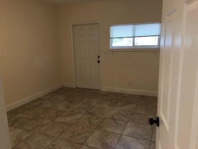 Residence photo 13