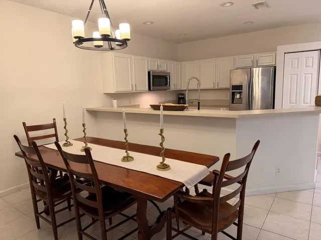 Residence photo 5