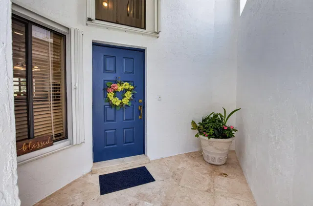 Residence photo 5