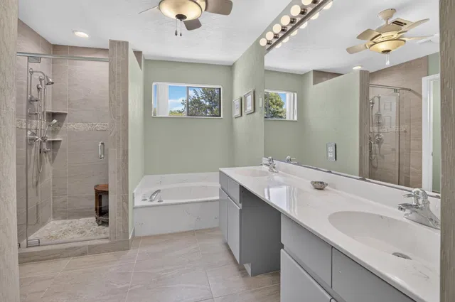 Residence photo 35