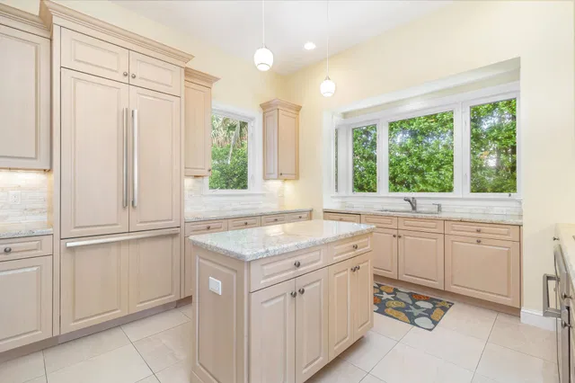 North End Palm Beach Residence photo 24
