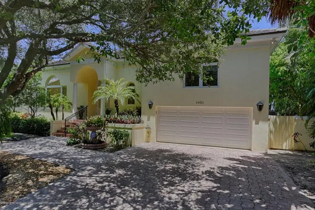 North End Palm Beach Residence photo 37