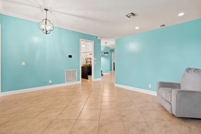 Residence photo 7