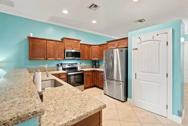Residence photo 8