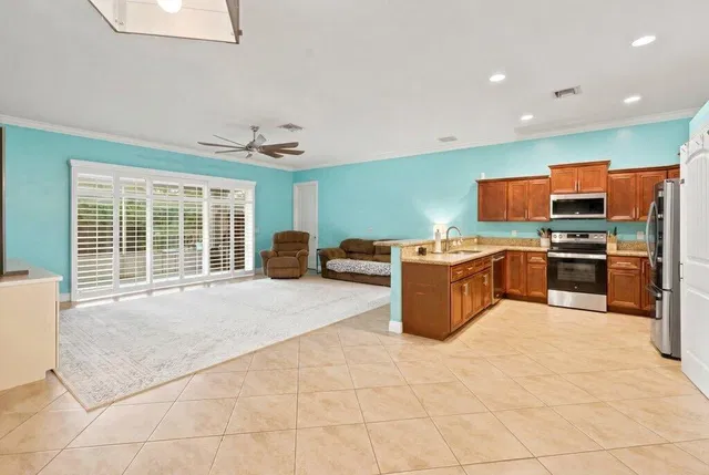 Residence photo 15