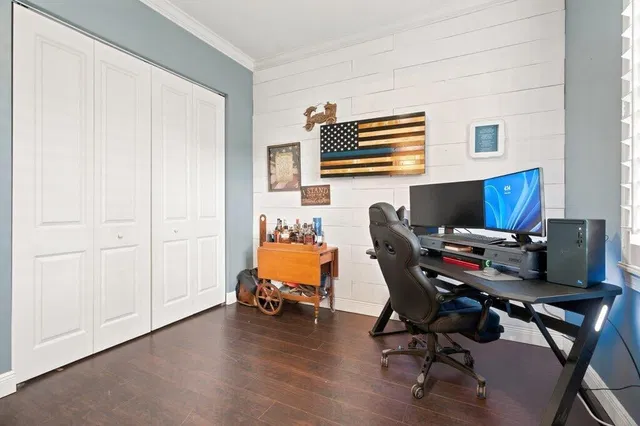 Residence photo 36
