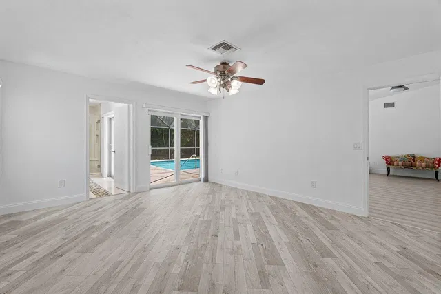  Residence photo 14