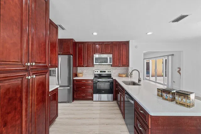  Residence photo 26
