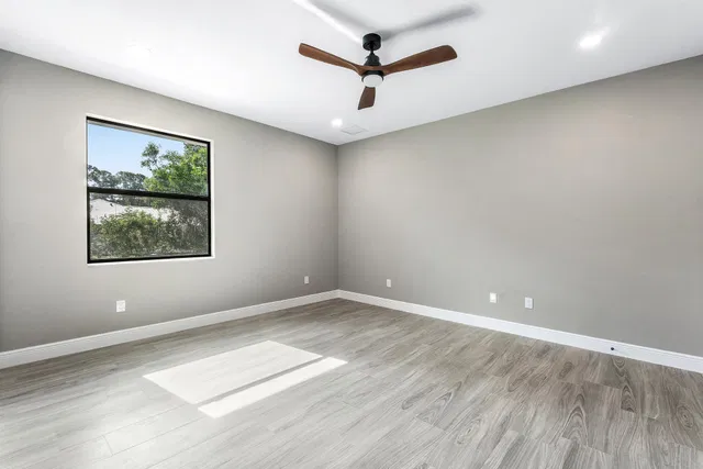  Residence photo 23
