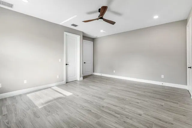  Residence photo 25