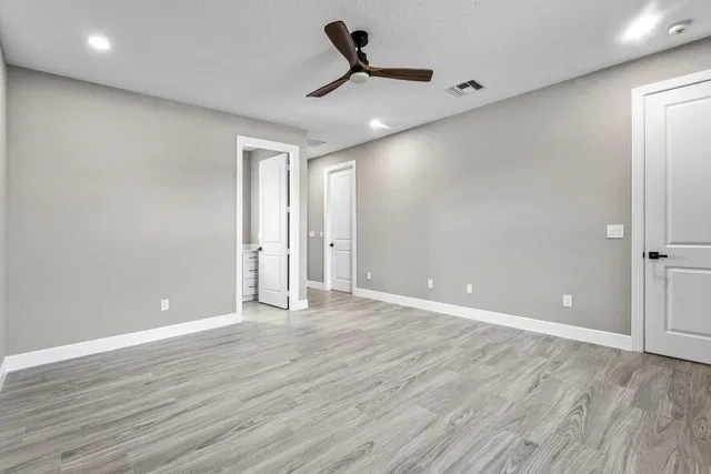  Residence photo 29