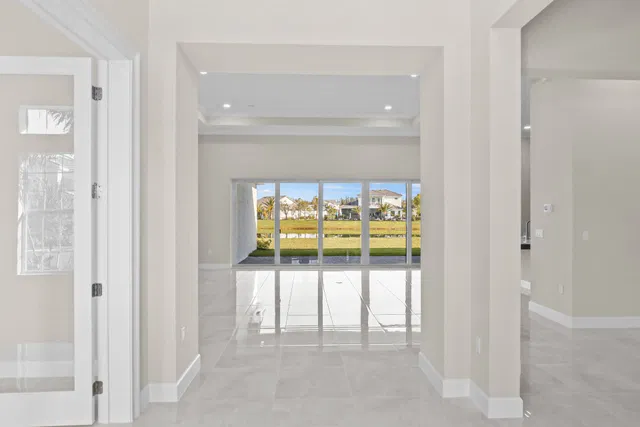 Residence photo 6