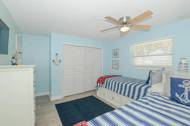 Residence photo 17