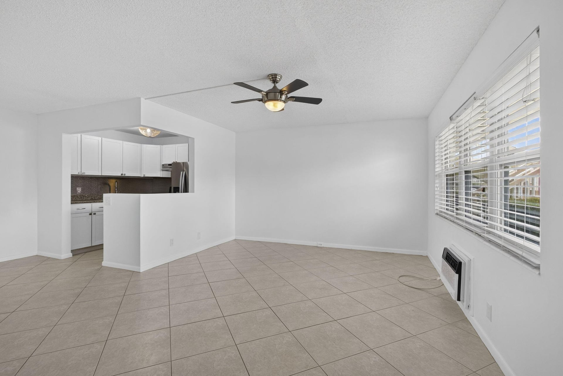 Residence photo 5