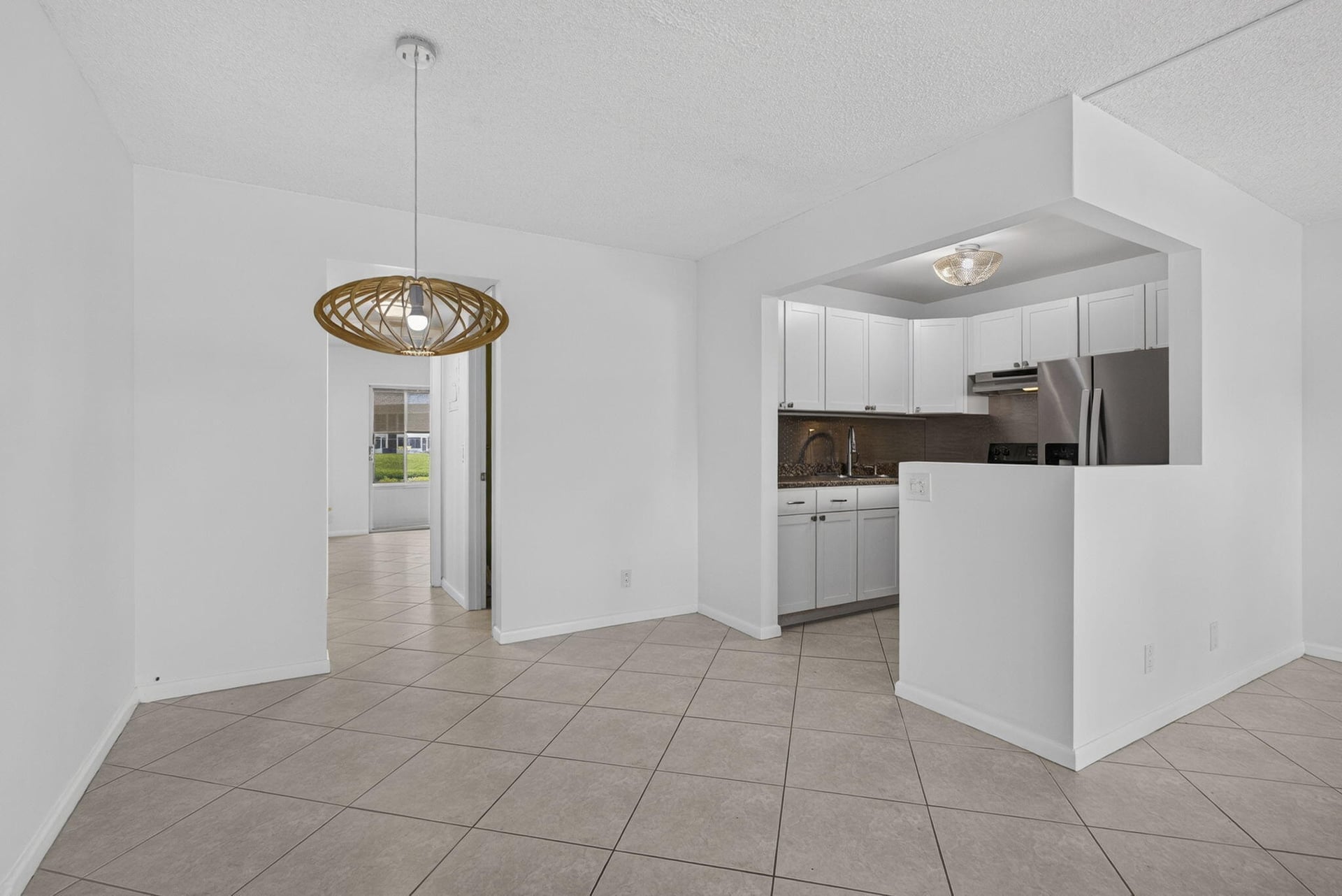 Residence photo 6