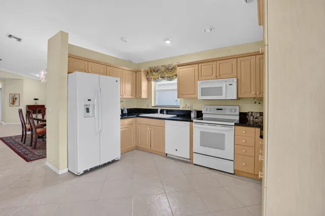Residence photo 4