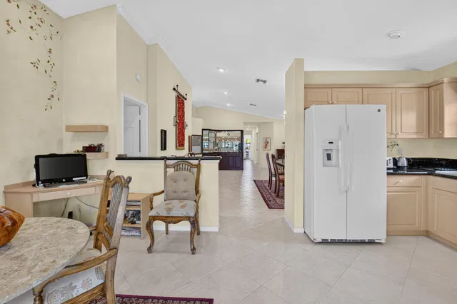 Residence photo 9