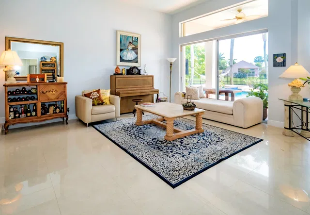 Boca Isles Residence photo 9