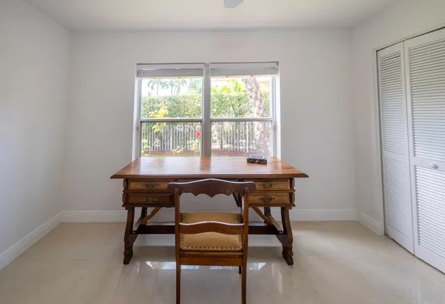 Boca Isles Residence photo 29