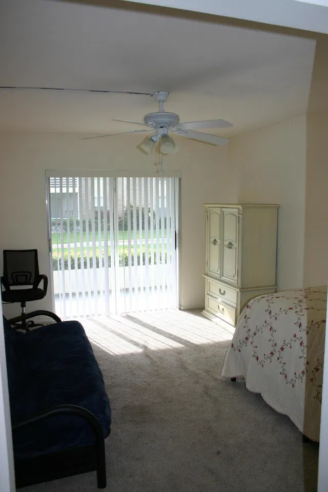 Unit 130 photo 12