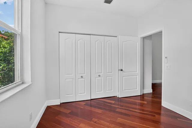 Residence photo 24