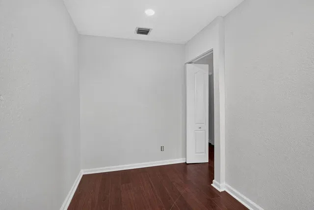 Residence photo 39