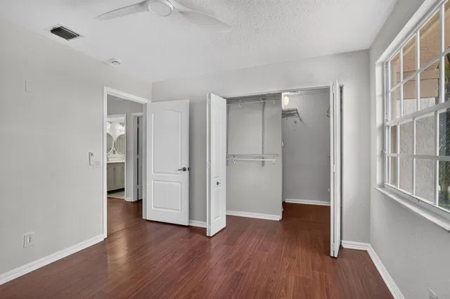 Residence photo 47