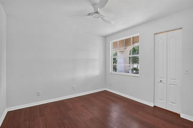Residence photo 48
