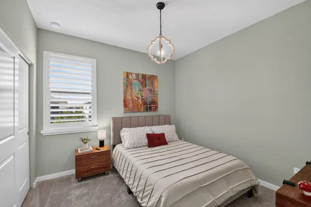 Residence photo 20