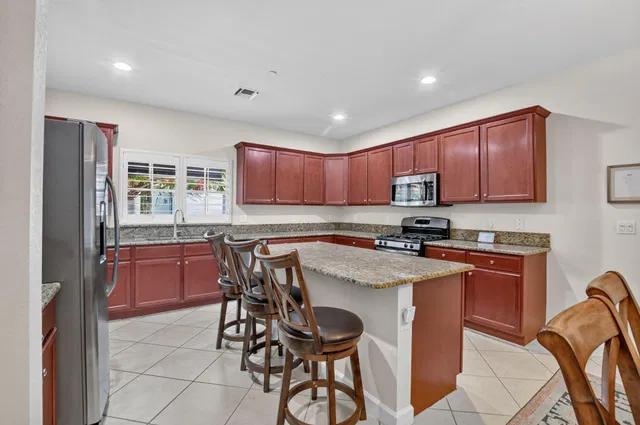 Residence photo 20