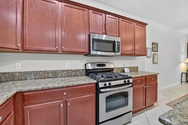 Residence photo 24