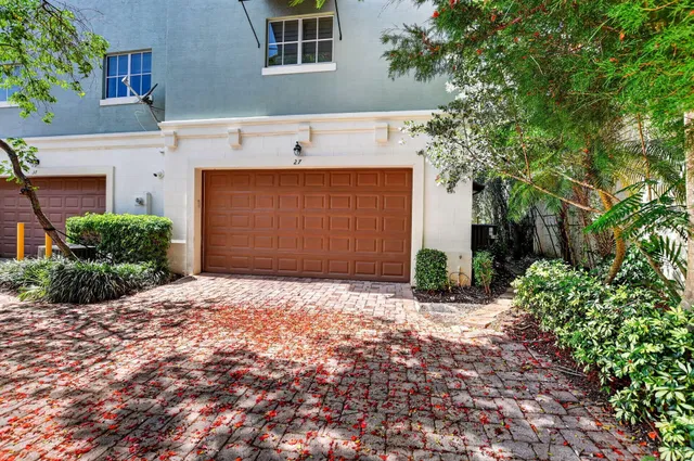 Residence photo 46