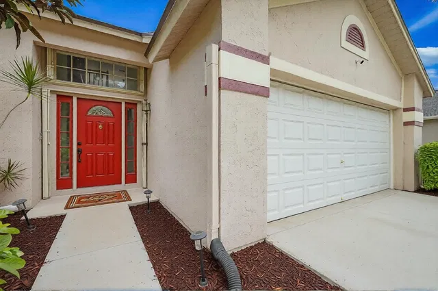 Residence photo 2